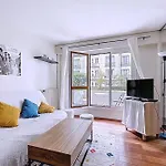 Cosy Apartment Near La Buttes-Aux-Cailles